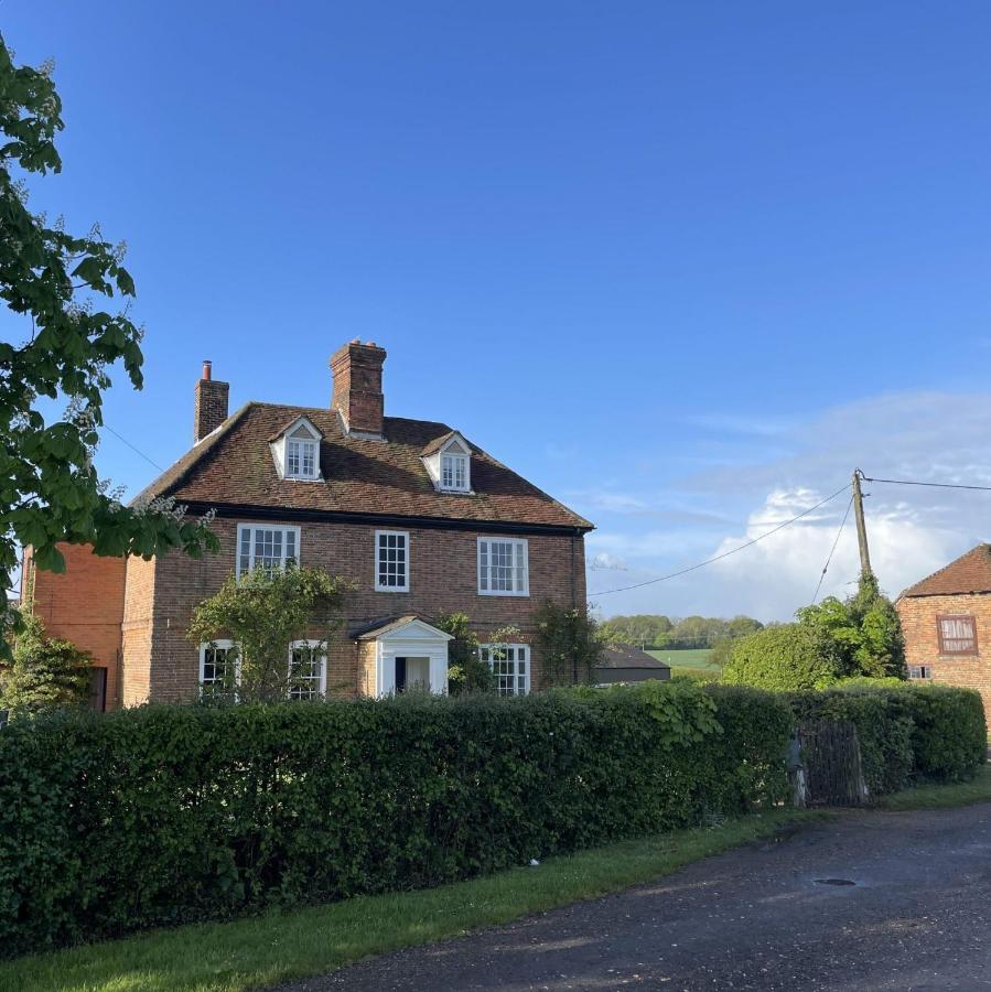 Little Park Farm Queen Anne Farmhouse & Apartments Stratfield Mortimer Esterno foto
